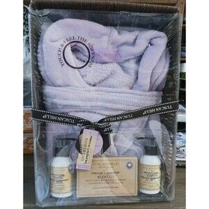 Tuscan Hills French Lavender Bath & Body Gift Set With Bath Robe